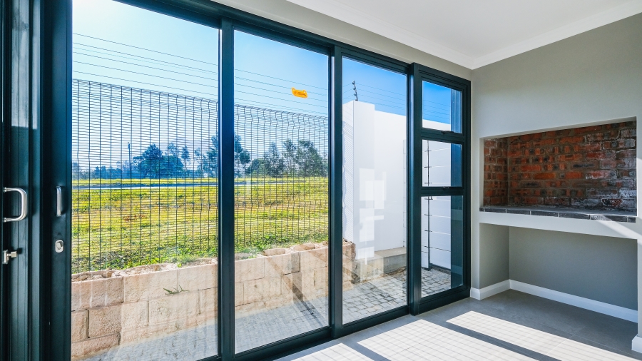 1 Bedroom Property for Sale in Glenwood Western Cape